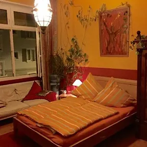 Privatunterkunft Mediterranean - Private, City Airport Mannheim