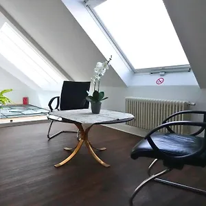 Vandrarhem Quadrate Z4, MHG